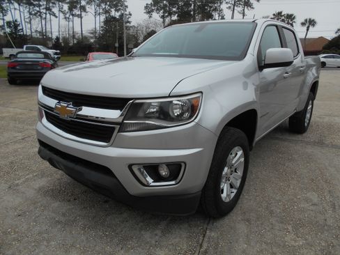 Used 2019 Chevrolet Colorado LT image 3