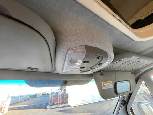 Used 2015 Mercedes-Benz Sprinter 4500 image 61