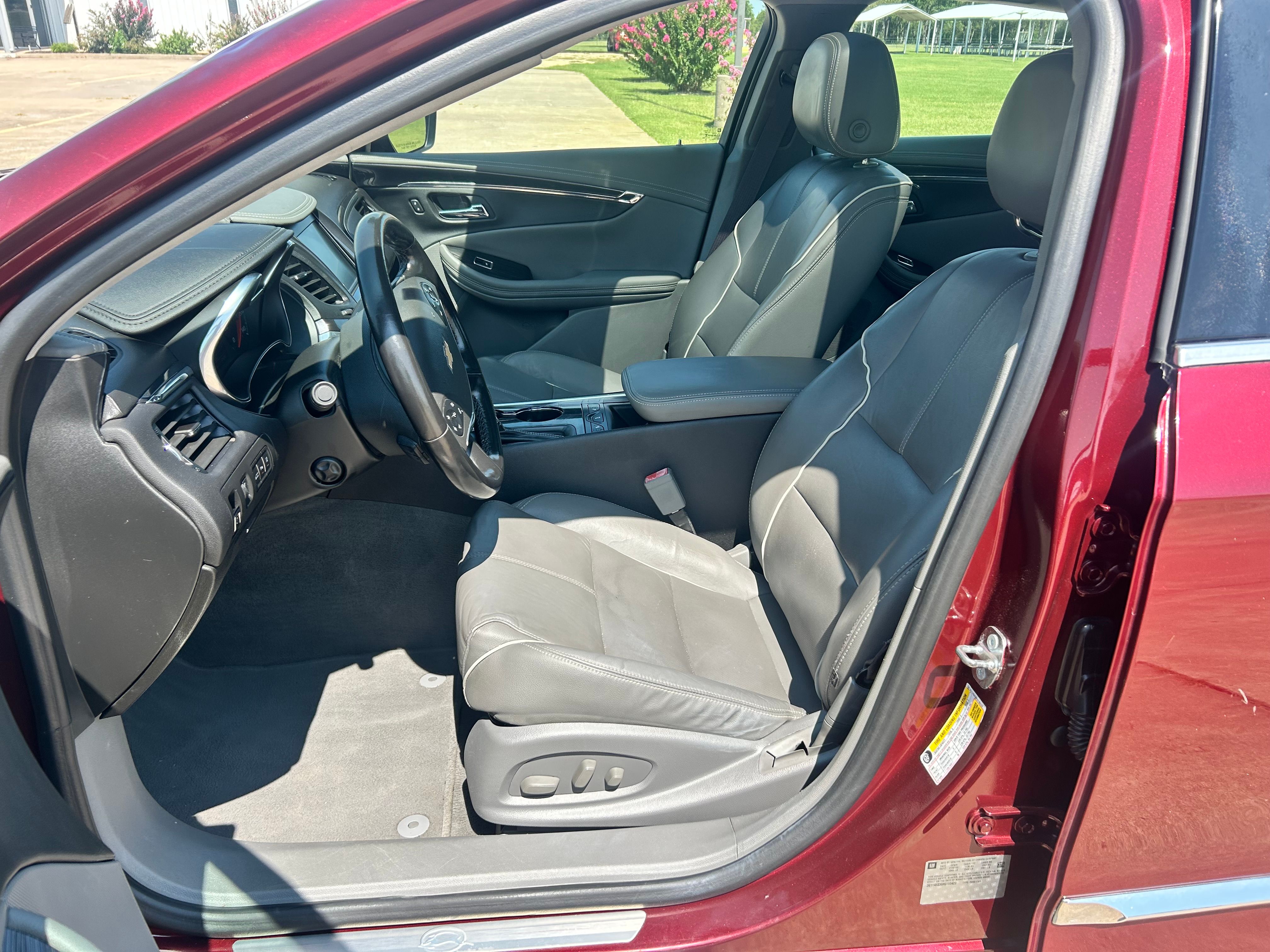Used 2017 Chevrolet Impala Premier FWD image 9