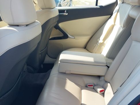 Used 2012 Lexus IS 250 Premium image 13