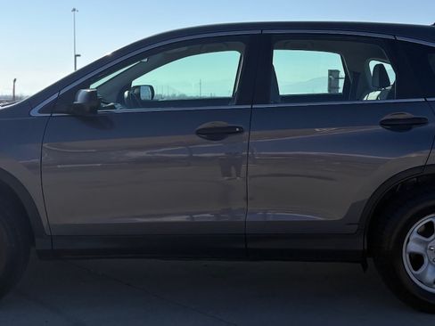 Used 2015 Honda CR-V LX image 4