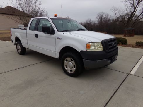 Used 2005 Ford F150 XLT AWD/4WD image 7