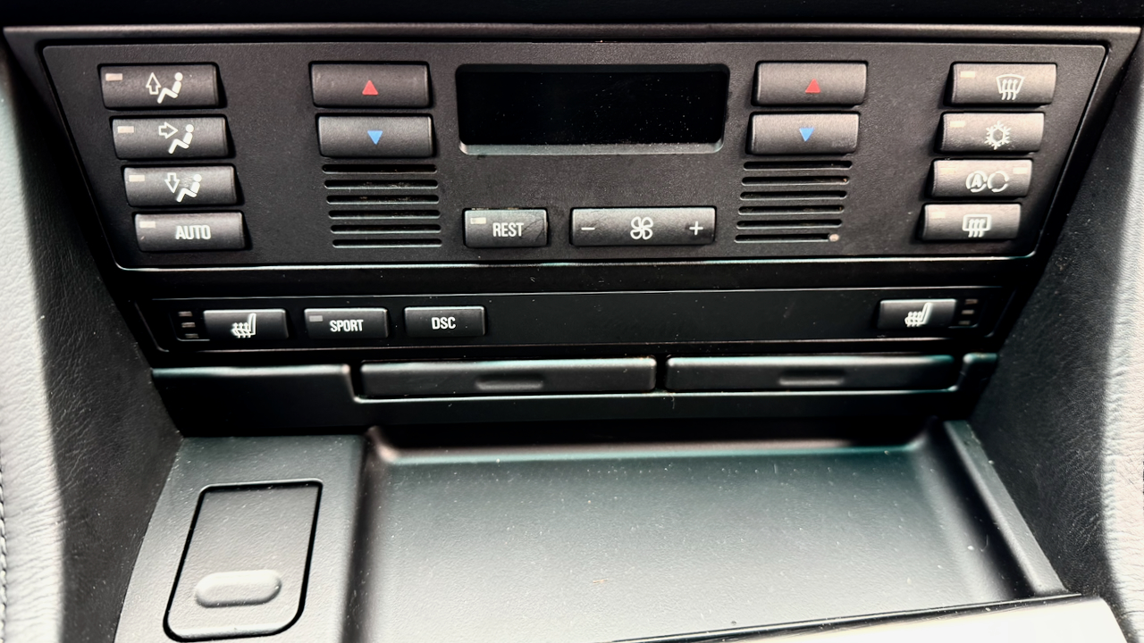 Used 2000 BMW M5 UNAVAIL RWD image 33
