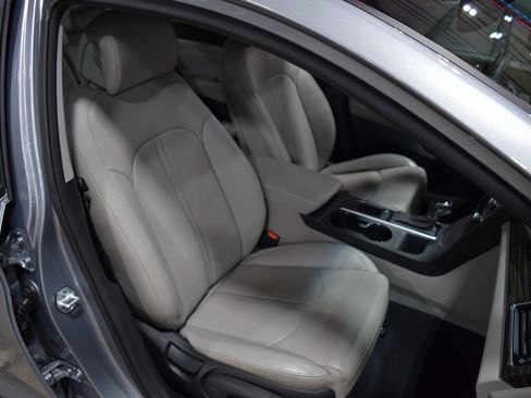 Used 2015 Hyundai Sonata SE image 21