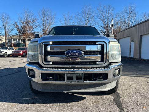 Used 2012 Ford F250 Lariat image 8