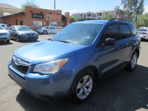 Used 2015 Subaru Forester 2.5i Premium Sport Utility 4D AWD/4WD image 16