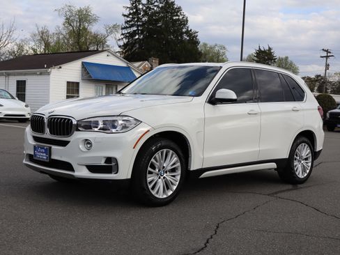 Used 2017 BMW X5 xDrive35d image 4