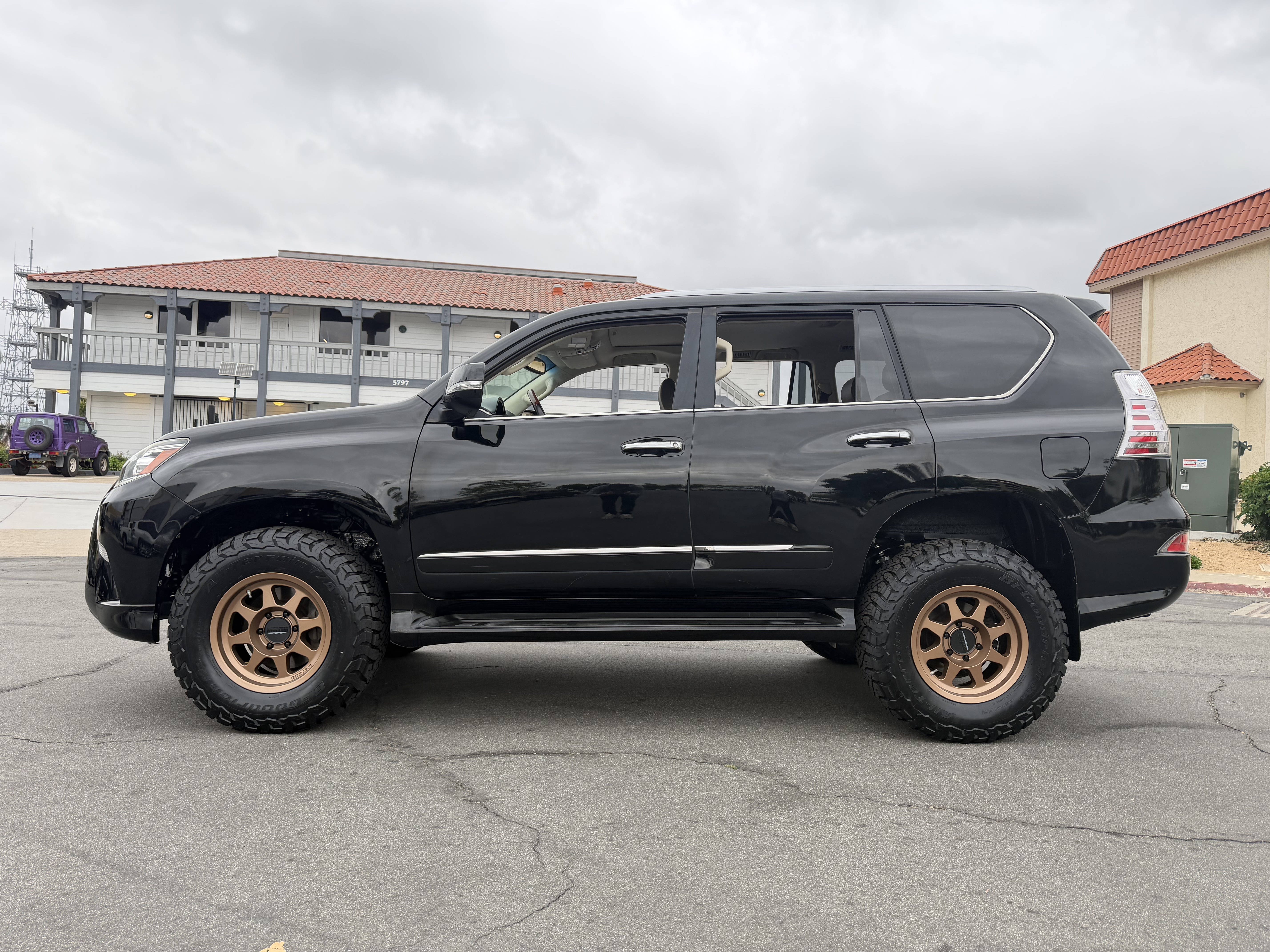 Used 2017 Lexus GX 460 Luxury AWD/4WD image 6