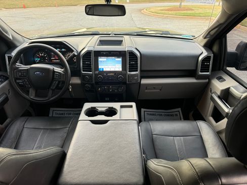 Used 2016 Ford F150 XLT image 18