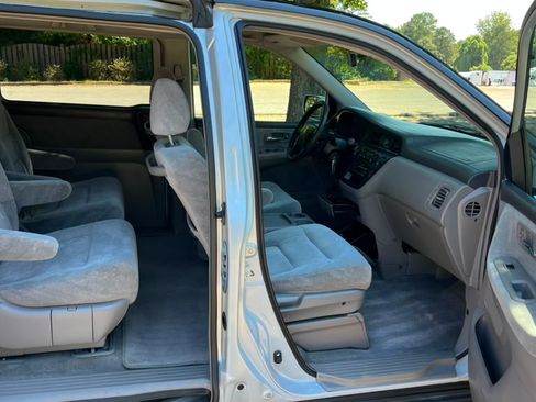 Used 2002 Honda Odyssey EX image 6