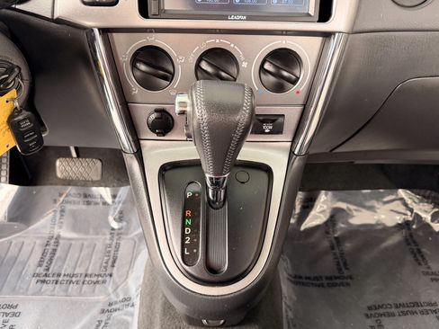 Used 2006 Toyota Matrix XR image 13
