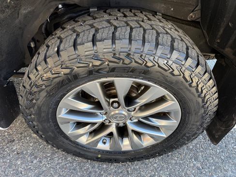 Used 2016 Lexus GX 460 Luxury image 23