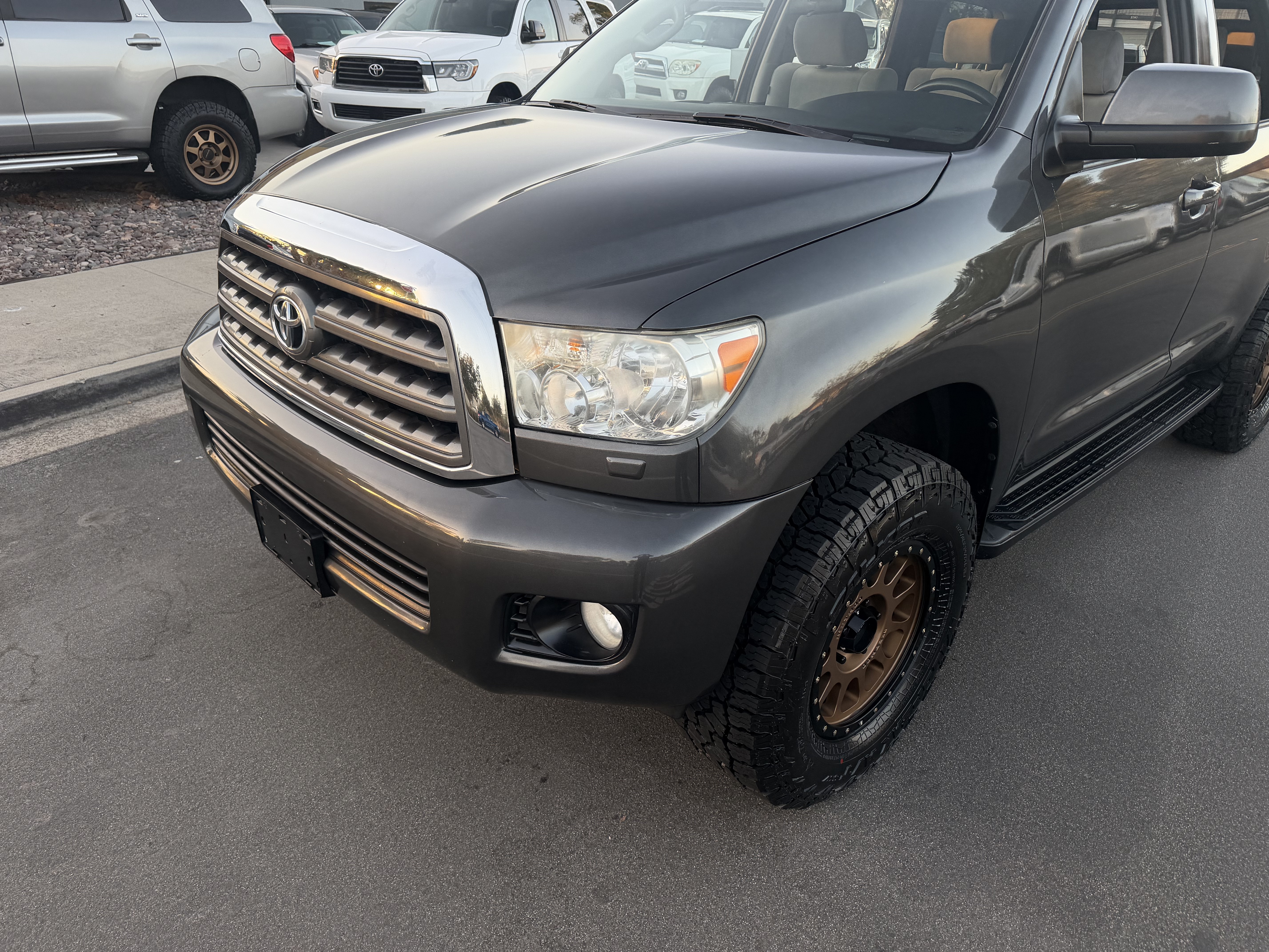 Used 2012 Toyota Sequoia 4WD image 8