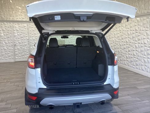 Used 2018 Ford Escape Titanium image 6