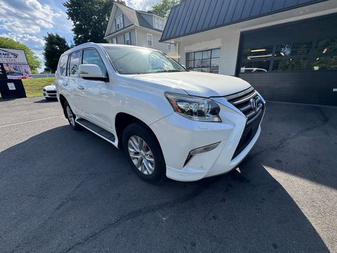 Used 2016 Lexus GX 460 UNAVAIL AWD/4WD image 3