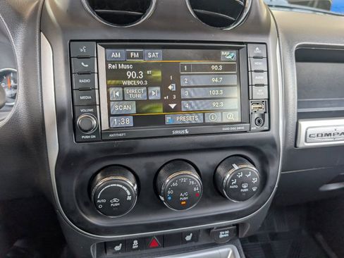 Used 2016 Jeep Compass 4WD High Altitude image 13