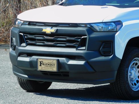 Used 2024 Chevrolet Colorado W/T image 8