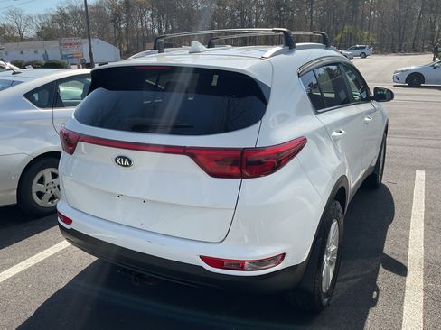 Used 2017 Kia Sportage AWD LX image 4