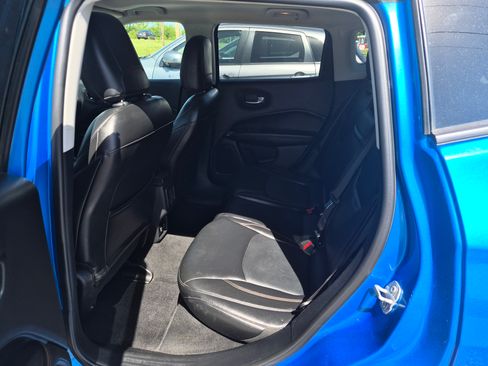 Used 2018 Jeep Compass FWD Limited image 7