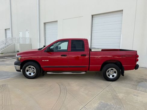 Used 2008 Dodge Ram 1500 Truck 2WD Quad Cab image 8