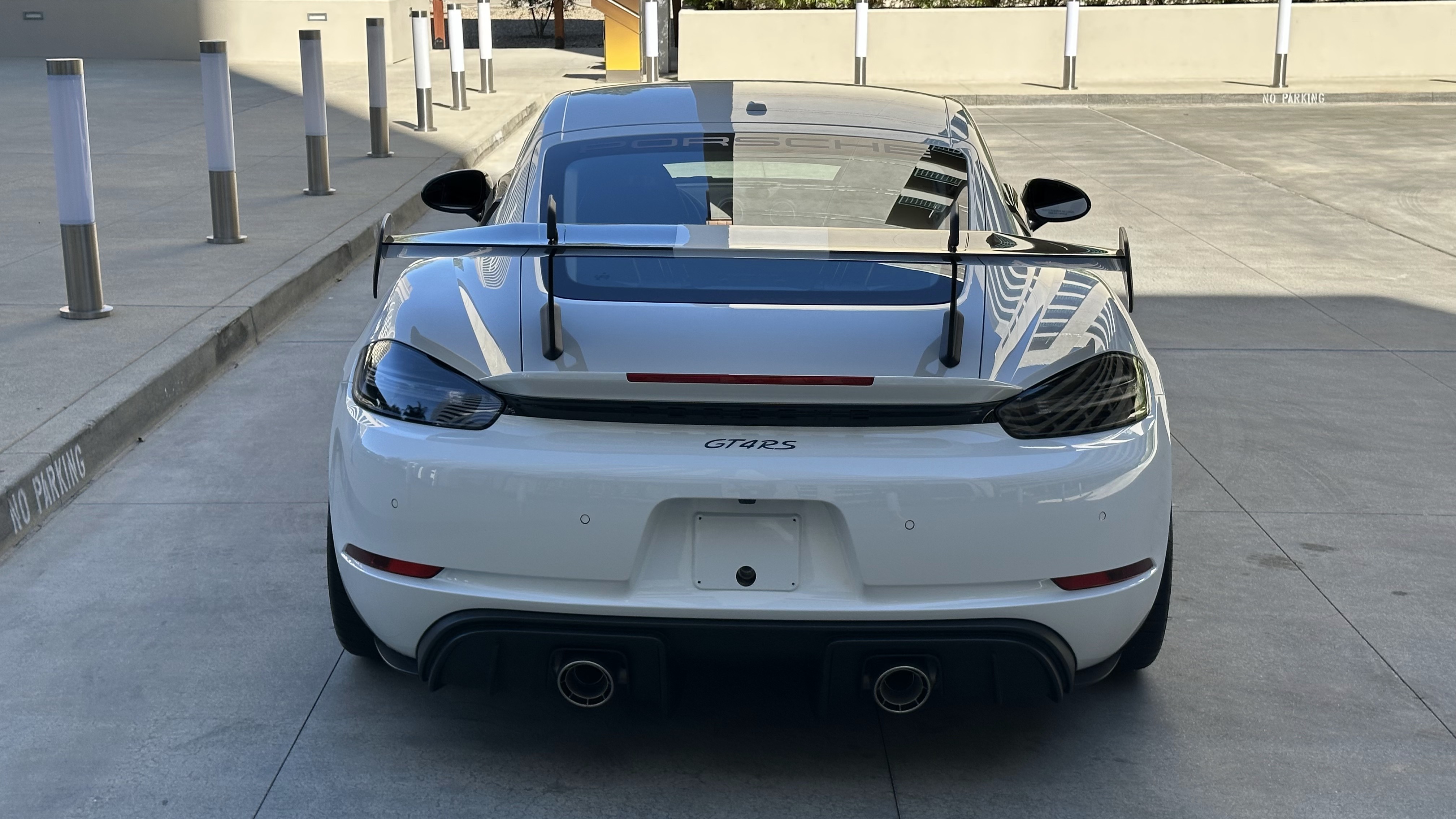 Used 2024 Porsche 718 Cayman GT4 RS RWD image 14