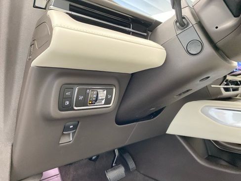New 2026 Lincoln Nautilus Black Label AWD/4WD image 17