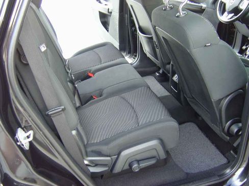 Used 2012 Dodge Journey SXT image 14