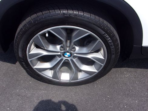 Used 2017 BMW X3 xDrive28i AWD/4WD image 31