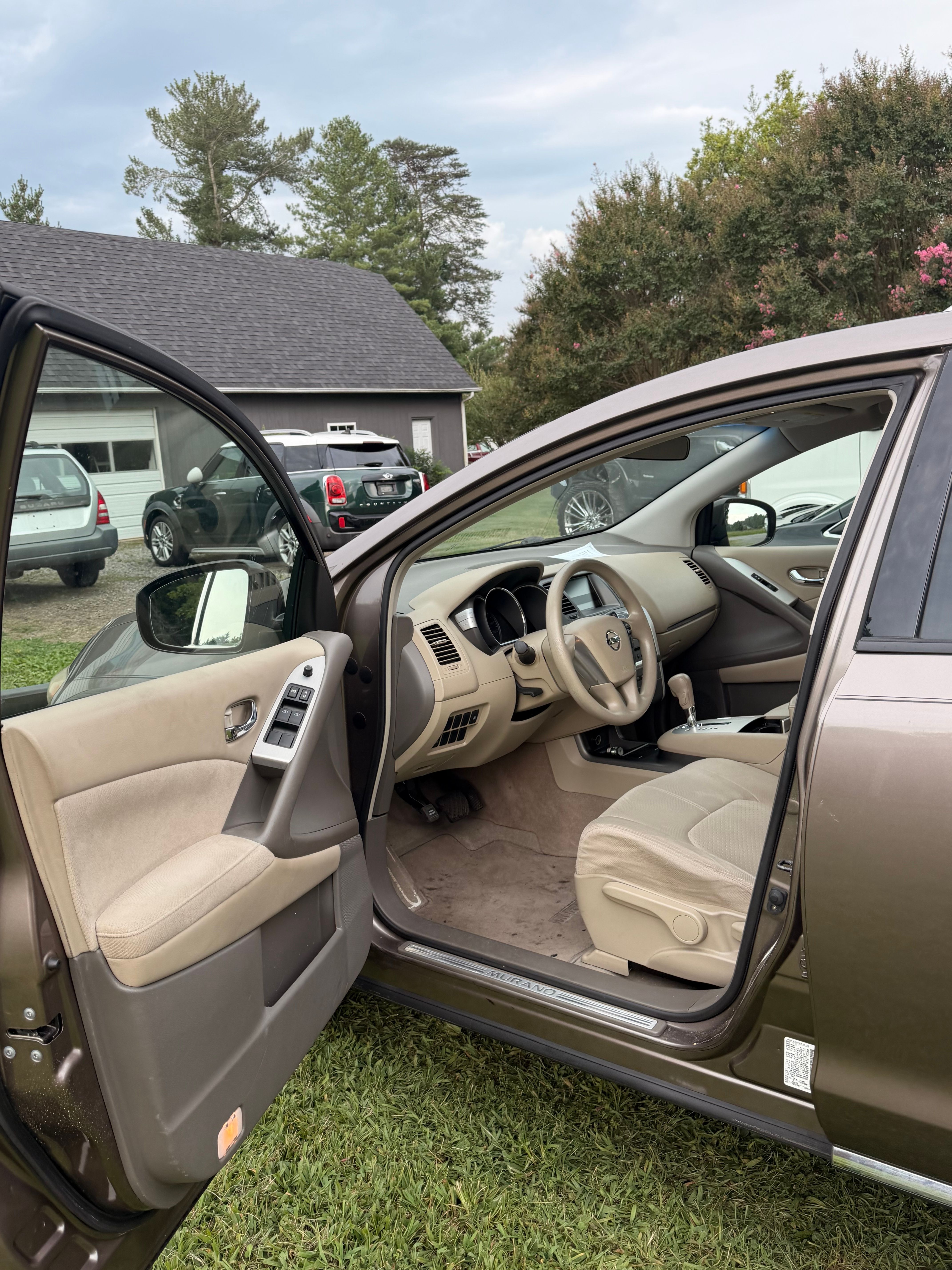 Used 2011 Nissan Murano 2WD image 4