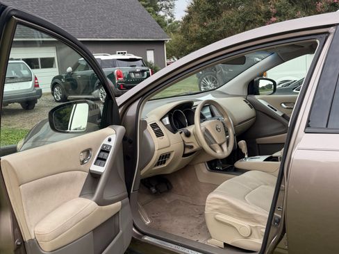 Used 2011 Nissan Murano 2WD image 4