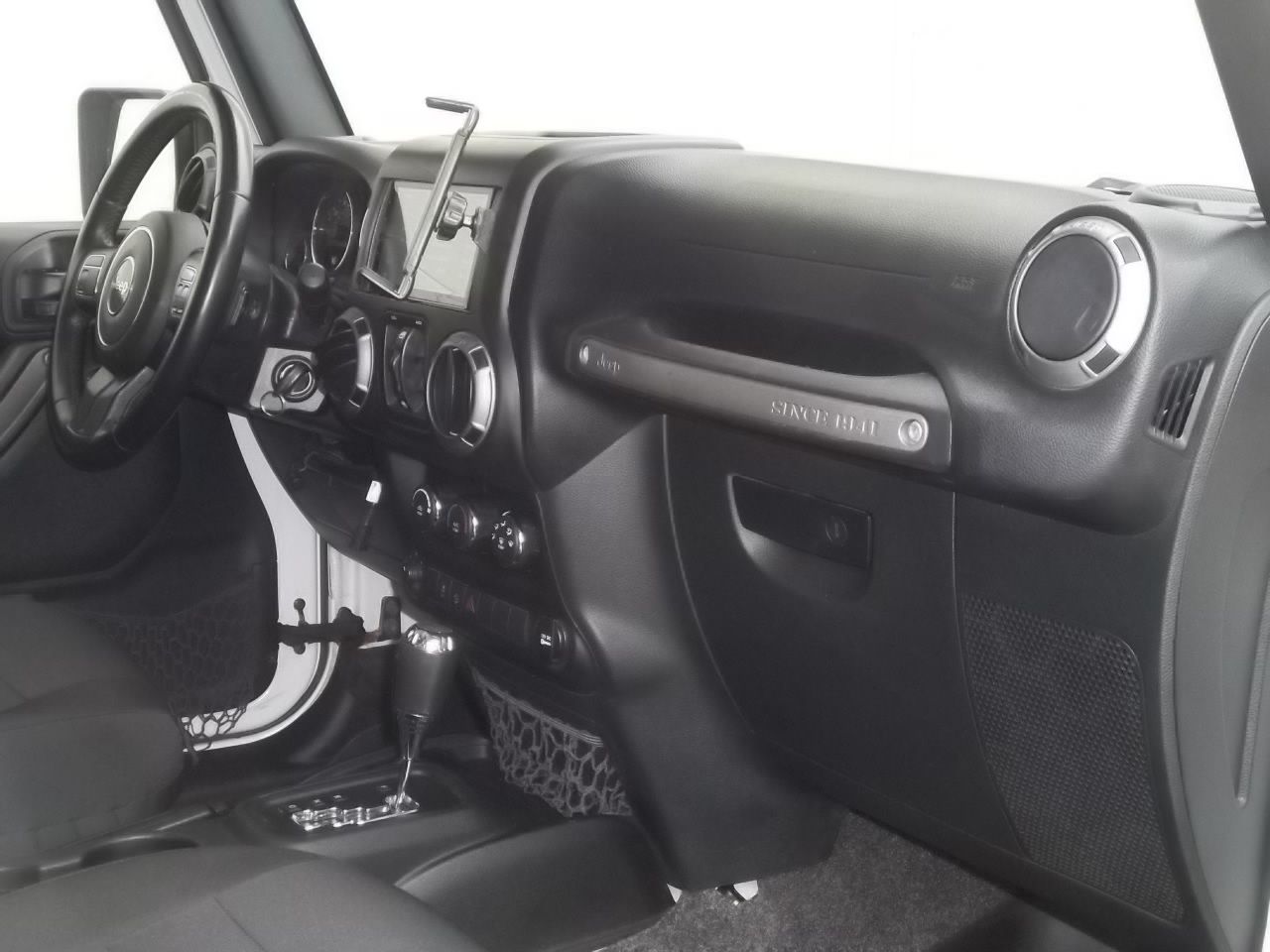 Used 2017 Jeep Wrangler 4WD Unlimited Sport image 24