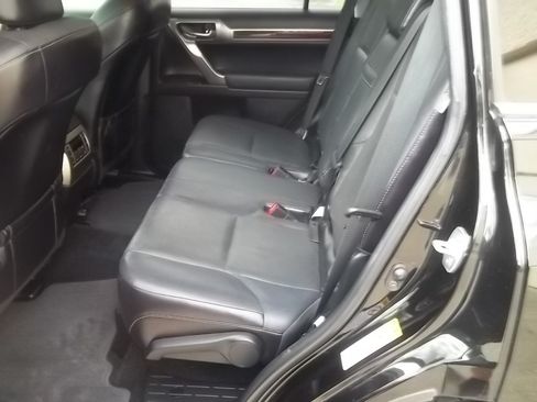 Used 2015 Lexus GX 460 4WD Premium 4.6L 8-Cyl SUV image 25