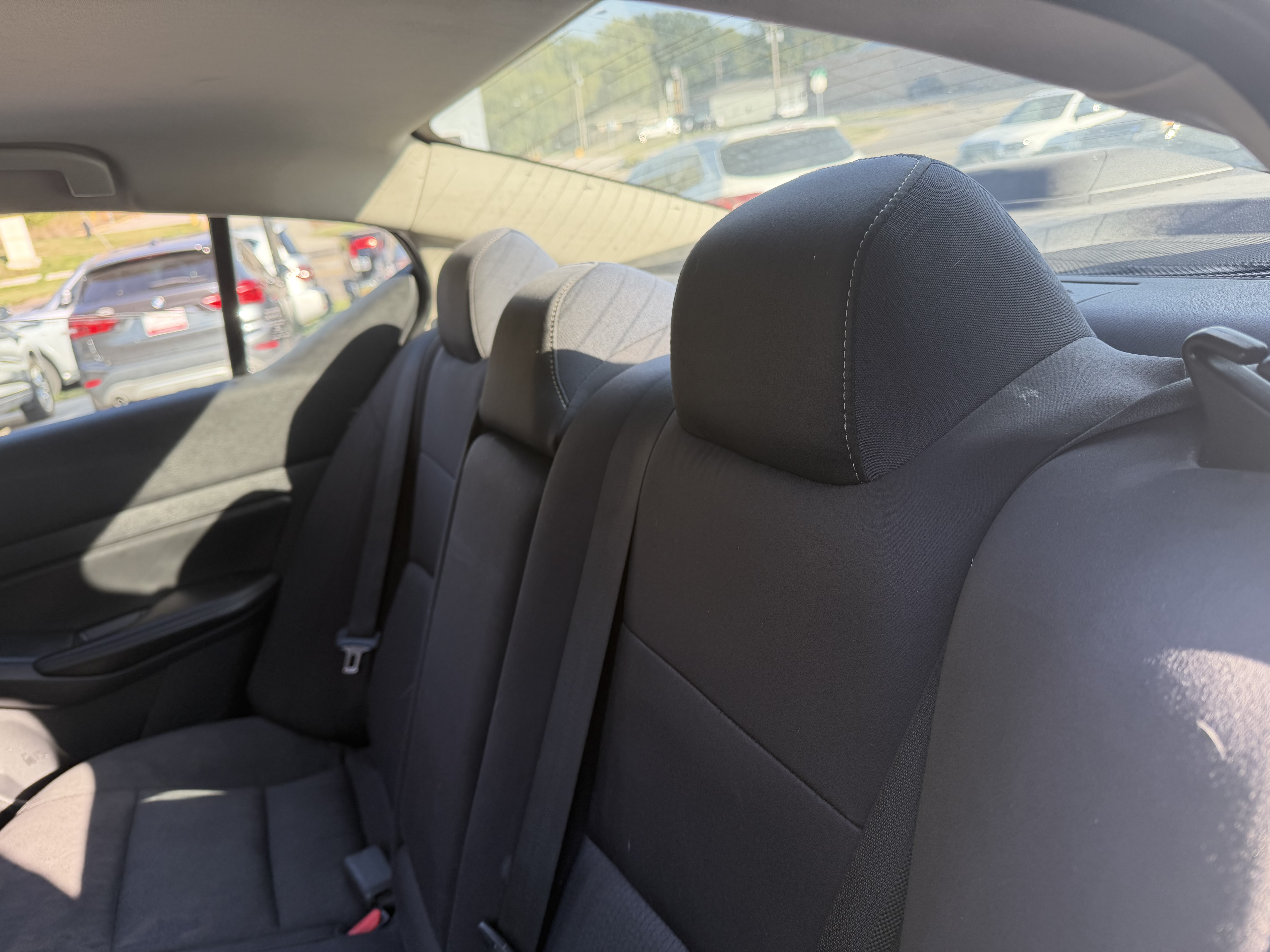 Used 2020 Nissan Altima 2.5 S FWD image 14
