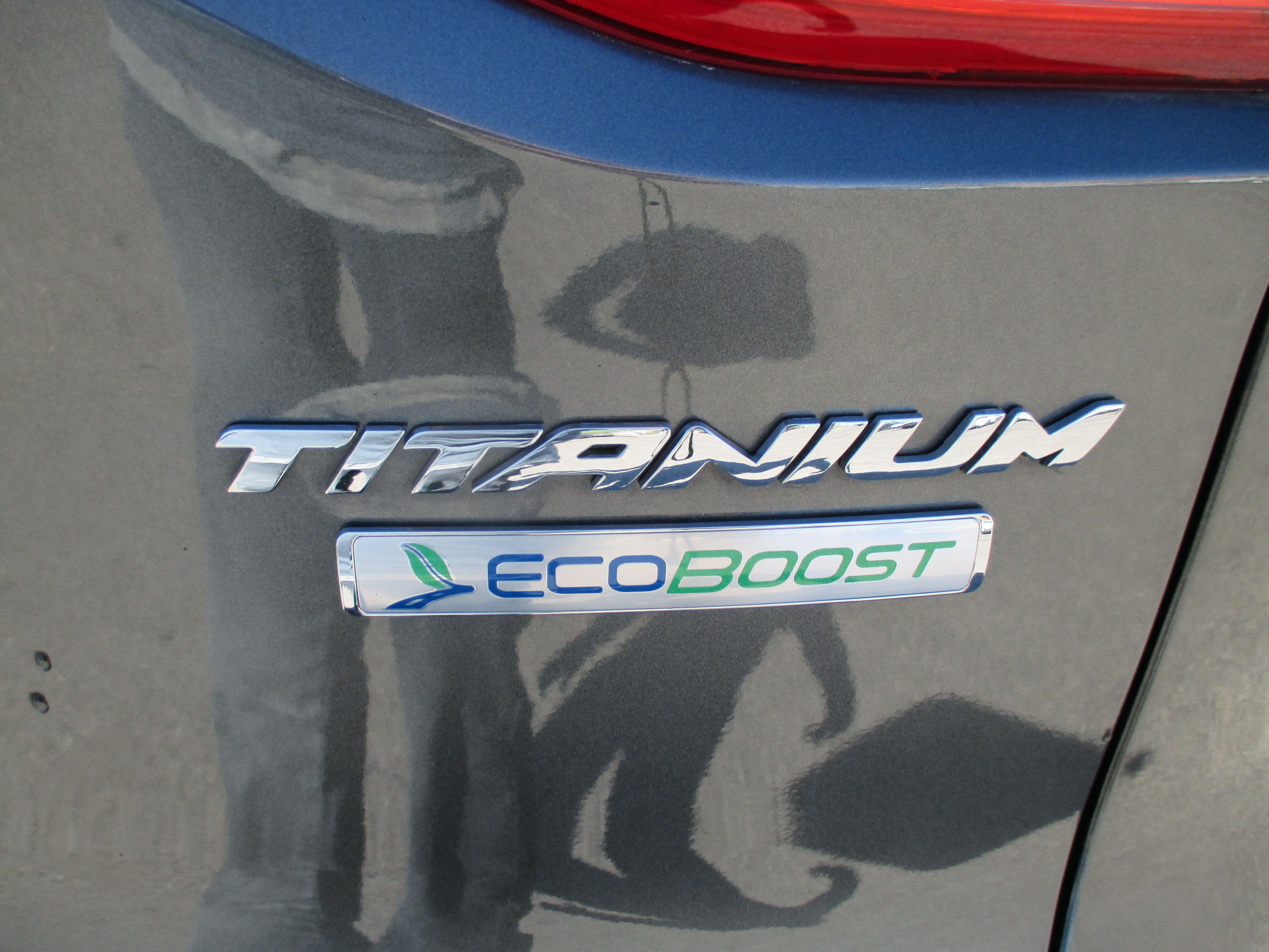 Used 2016 Ford Escape Titanium Sport Utility 4D FWD image 14