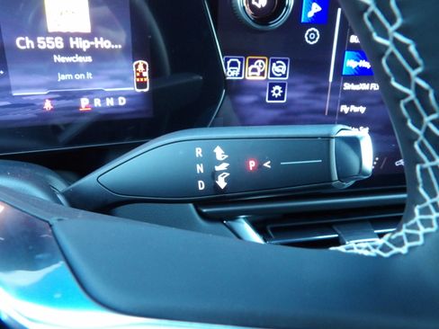 New 2026 Chevrolet Equinox EV LT image 34