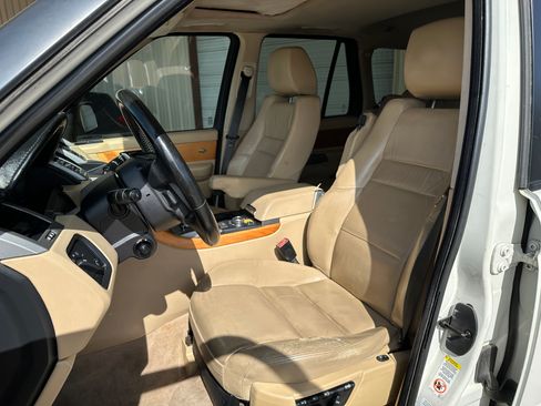 Used 2008 Land Rover Range Rover Sport HSE image 13