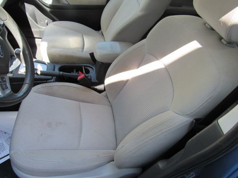 Used 2015 Subaru Forester 2.5i Premium AWD/4WD image 11