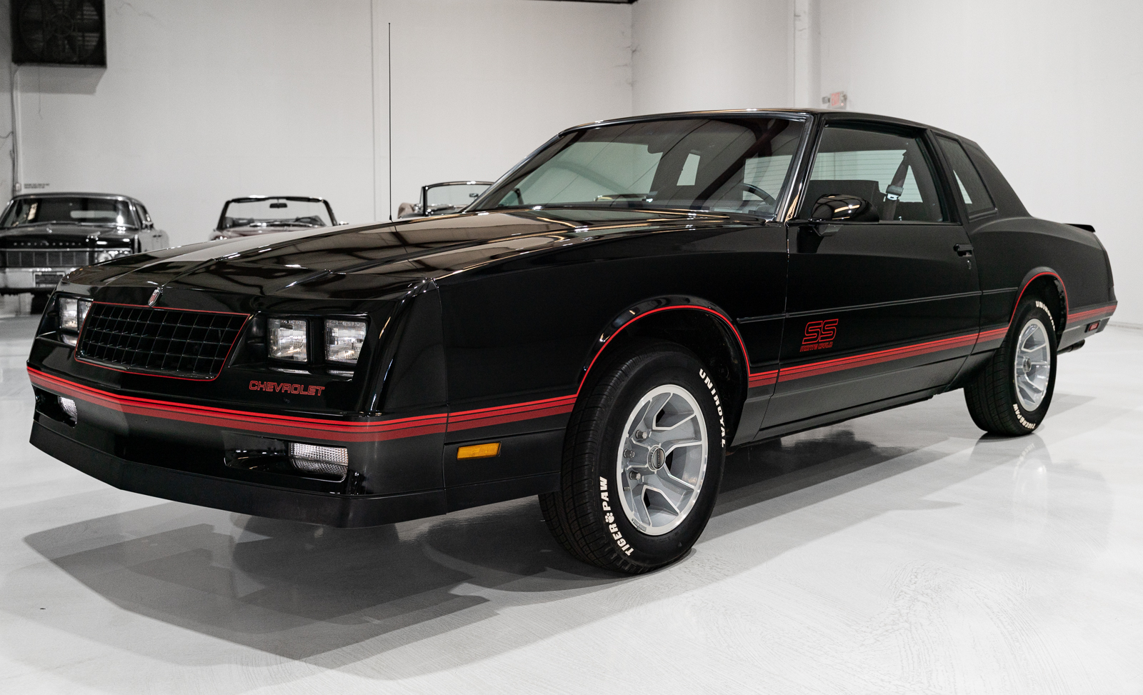 Used 1987 Chevrolet Monte Carlo SS RWD image 2