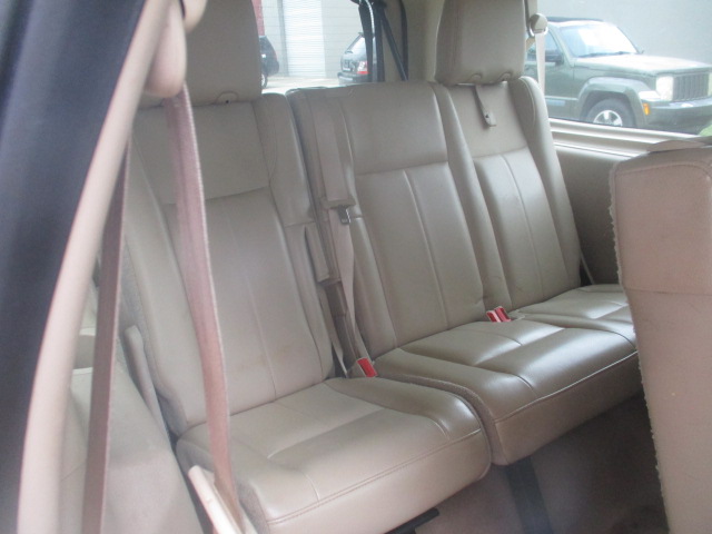 Used 2010 Ford Expedition EL 2WD image 14