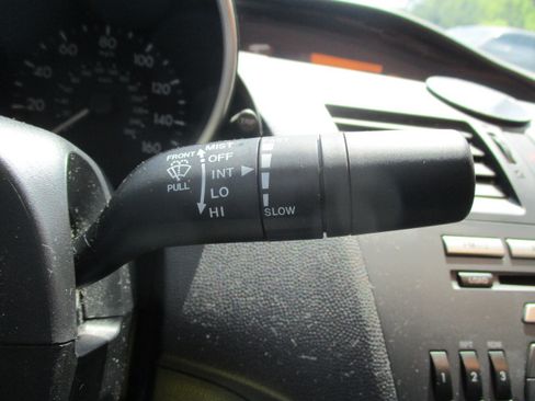 Used 2011 MAZDA MAZDA3 i Sport Sedan FWD image 33