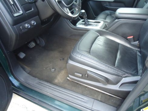 Used 2015 Chevrolet Colorado LT image 14