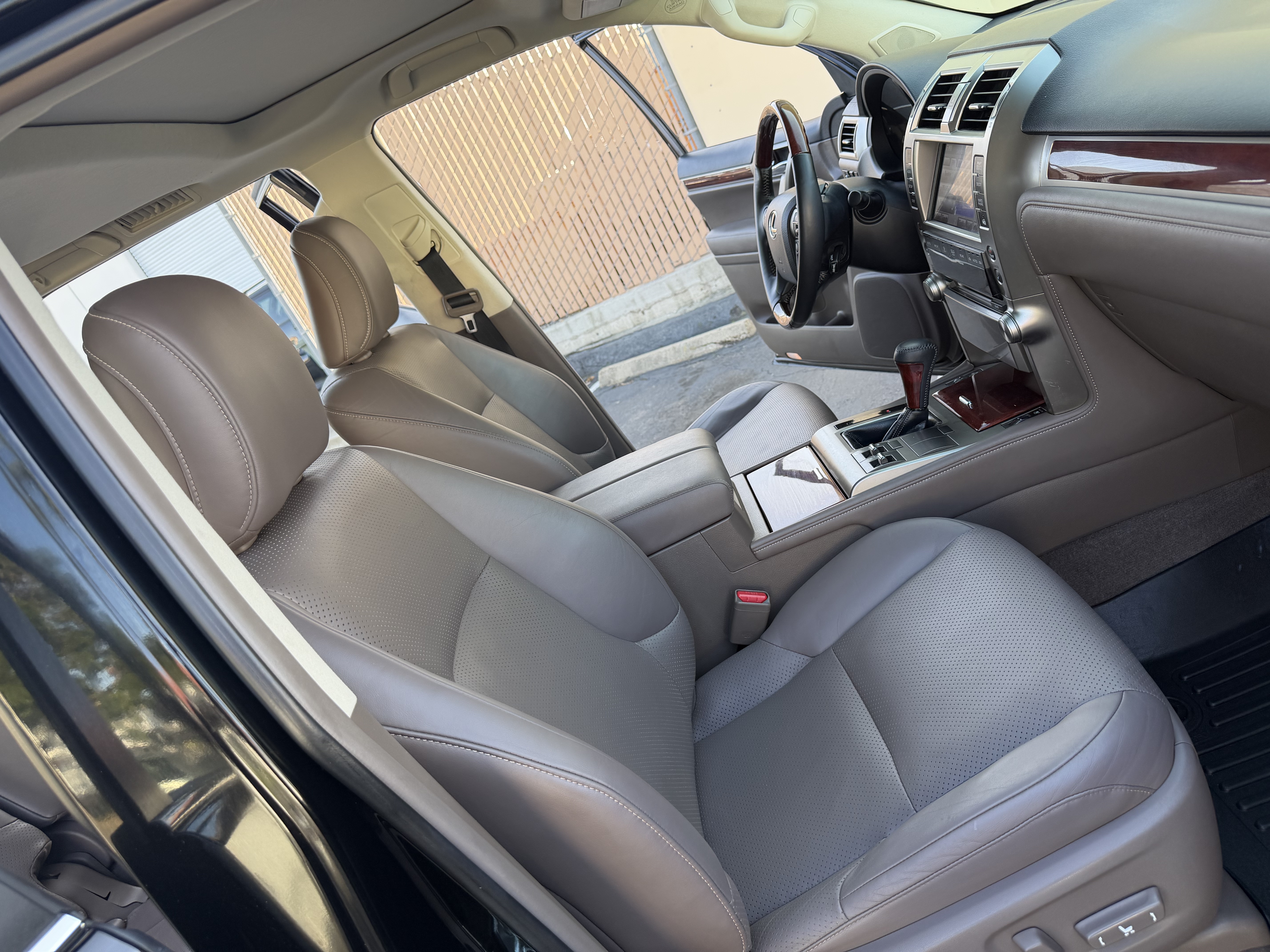 Used 2013 Lexus GX 460 AWD/4WD image 27
