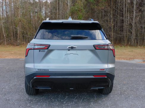 New 2026 Chevrolet Equinox RS image 11