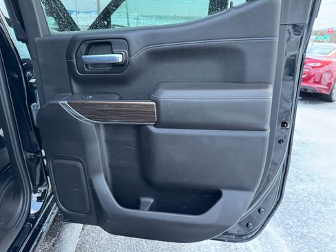 Used 2021 Chevrolet Silverado 1500 RST image 16