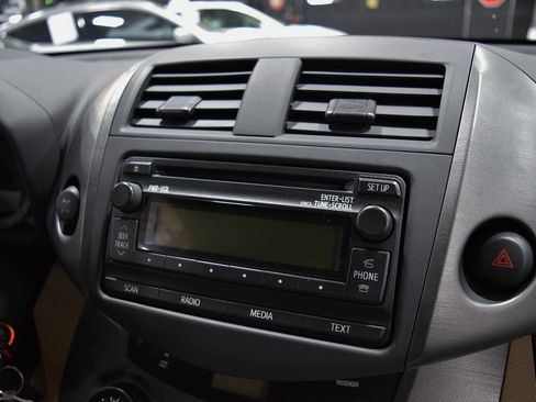 Used 2012 Toyota RAV4 LE Plus image 26