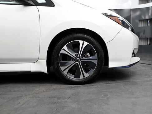 Used 2022 Nissan Leaf SV Plus image 17