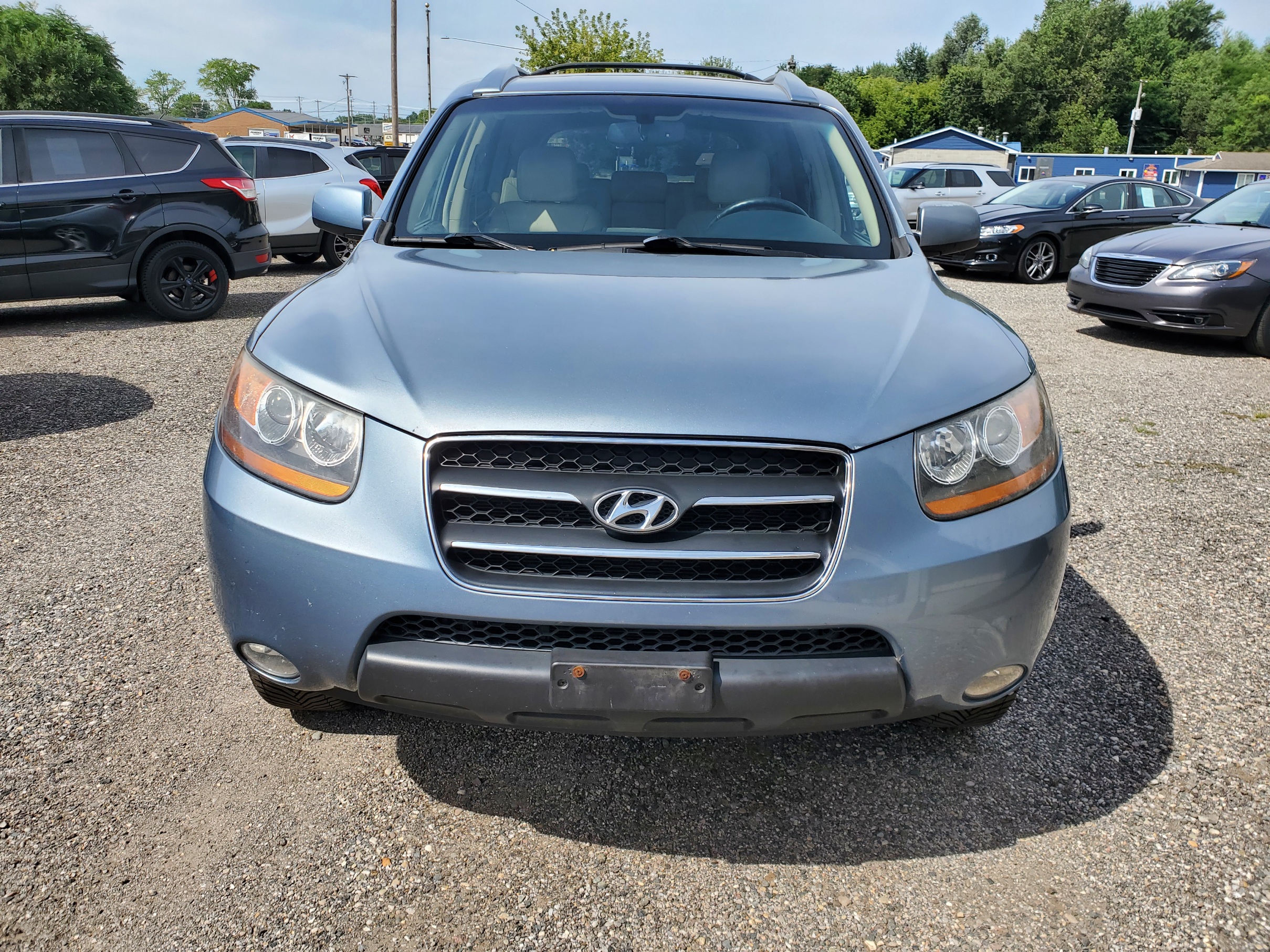 Used 2009 Hyundai Santa Fe 2WD image 2