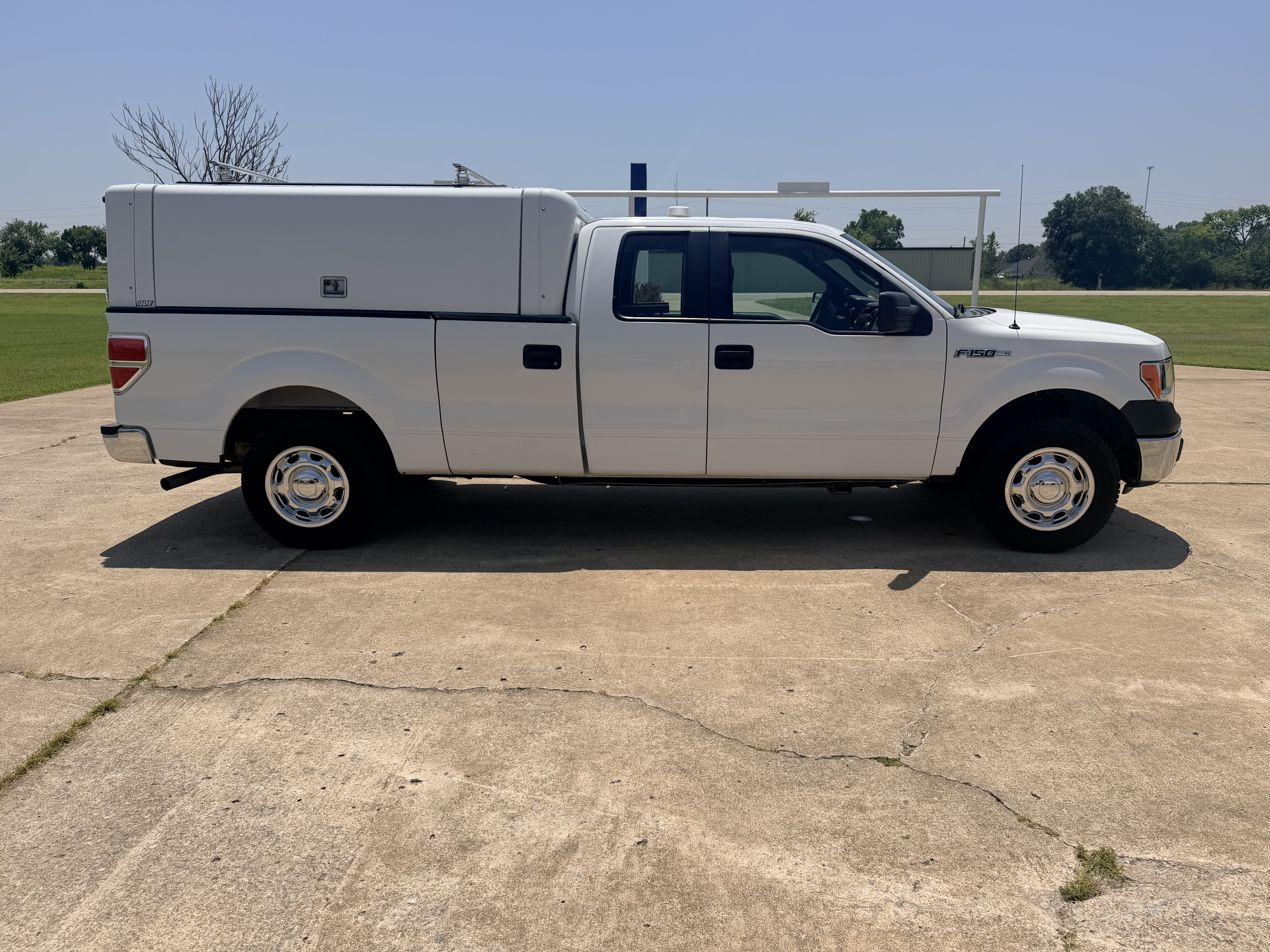 Used 2014 Ford F150 4x4 Regular Cab XL image 4