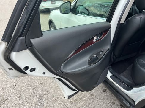 Used 2015 INFINITI QX50 Journey image 54