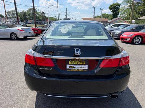 Used 2013 Honda Accord EX Sedan image 28